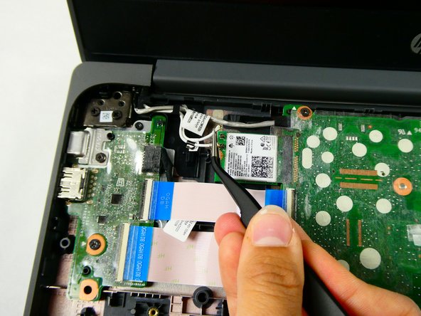 HP Chromebook 11 G8 EE Motherboard Replacement: stap 0, afbeelding 2 van 3