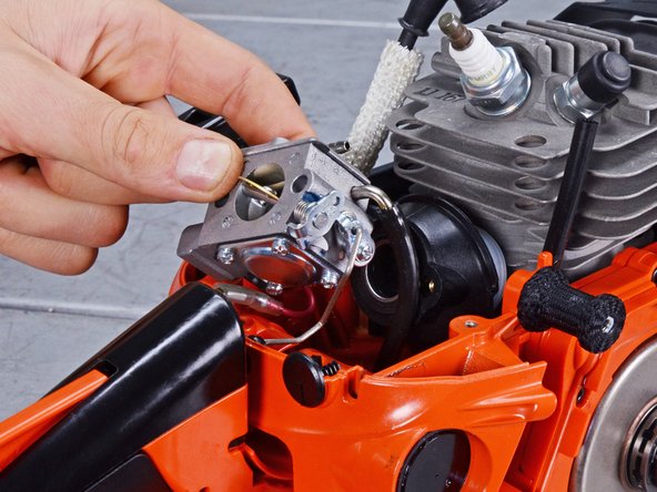 Echo Chain Saw CS4910 2020 Piston Assembly Replacement, Reposition the carburetor: crwdns2935265:016crwdnd2935265:02crwdnd2935265:02crwdne2935265:0