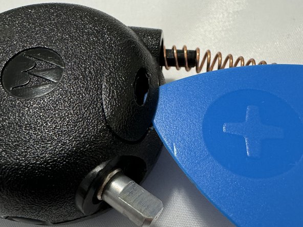 Motorola CLS1410 Antenna Replacement: crwdns2935265:04crwdnd2935265:02crwdnd2935265:03crwdne2935265:0