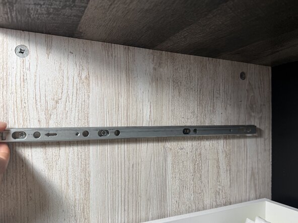 Ashley Furniture's 5 Drawer Chest Drawer Slide Replacement: crwdns2935265:08crwdnd2935265:01crwdnd2935265:02crwdne2935265:0