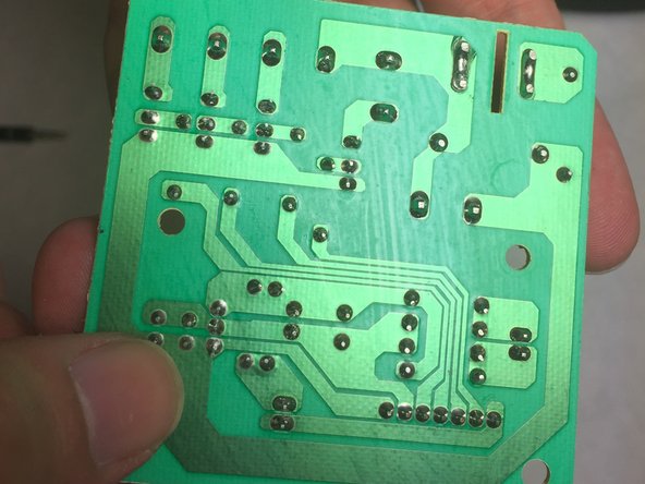 Bionaire BAP 600 Control Board Replacement: stap 0, afbeelding 3 van 3