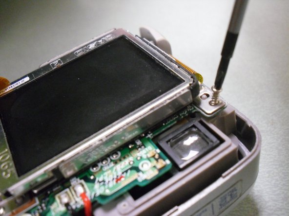 Olympus Camedia D560 LCD Screen Replacement: crwdns2935265:03crwdnd2935265:02crwdnd2935265:03crwdne2935265:0