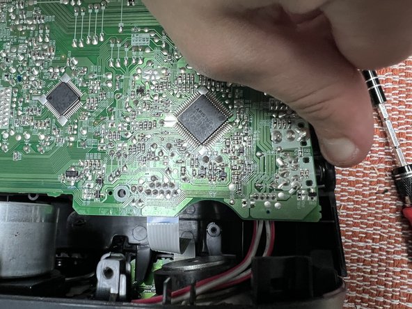 Sony CFD-S70 Disassembly, Removing and unplugging the main: crwdns2935265:05crwdnd2935265:03crwdnd2935265:03crwdne2935265:0