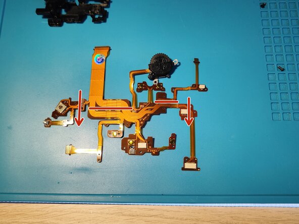 Sony A7 II Top Flex Cable replacement, Bending time: crwdns2935265:031crwdnd2935265:01crwdnd2935265:03crwdne2935265:0