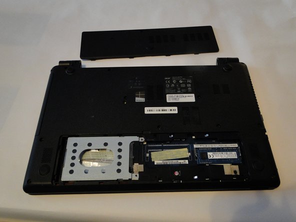 Acer Aspire E1-510-2500 RAM Card Replacement: step 5, image 2 of 2