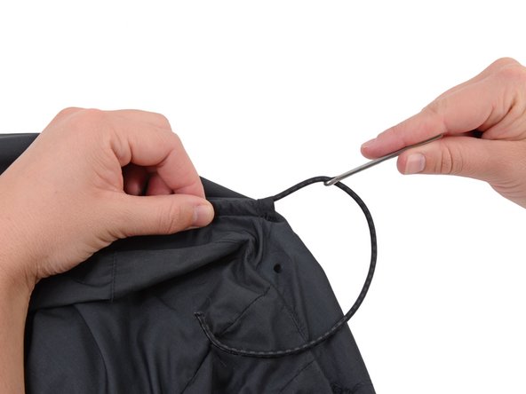 How to Fix an Unthreaded Drawstring: crwdns2935265:04crwdnd2935265:02crwdnd2935265:02crwdne2935265:0