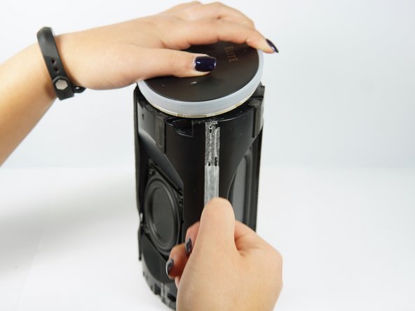 Pioneer Elite Smart Speaker F4 I/O Port Replacement, Motherboard: crwdns2935265:010crwdnd2935265:03crwdnd2935265:03crwdne2935265:0