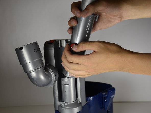 Shark Navigator Lift-Away Deluxe NV360 Power Button Replacement: crwdns2935265:09crwdnd2935265:03crwdnd2935265:03crwdne2935265:0