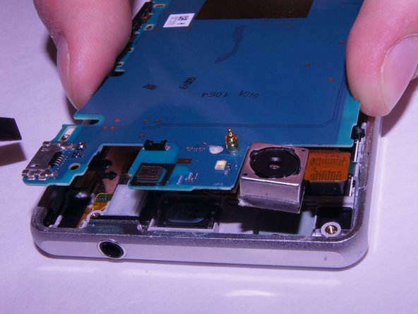 Sony Xperia Z1 Compact Motherboard Replacement: crwdns2935265:016crwdnd2935265:02crwdnd2935265:03crwdne2935265:0