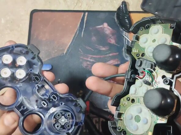 Logitech Gamepad F310 Cable Replacement: crwdns2935265:06crwdnd2935265:03crwdnd2935265:03crwdne2935265:0