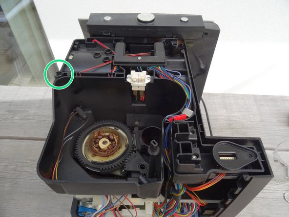 Jura model Z Replace water heater: step 7, image 3 of 3