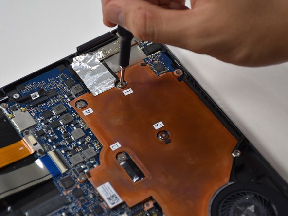 Asus Q325U CPU Fan Replacement, Copper Plate: crwdns2935265:03crwdnd2935265:02crwdnd2935265:02crwdne2935265:0