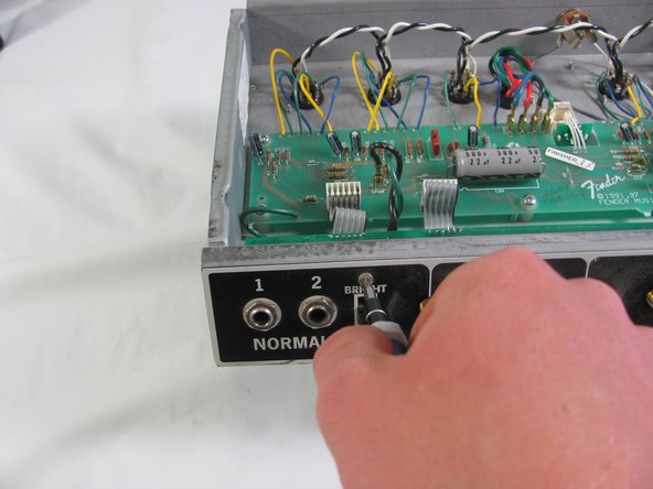 Fender 65 Twin Reverb Input Jack Replacement: crwdns2935265:03crwdnd2935265:03crwdnd2935265:03crwdne2935265:0