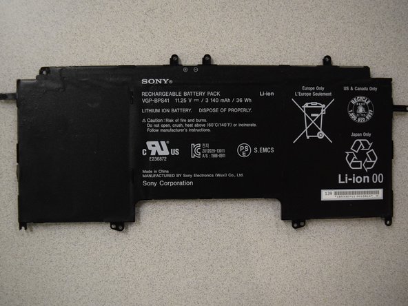 Sony Vaio Fit 13A SVF13NA1EL Battery Replacement: crwdns2935265:05crwdnd2935265:02crwdnd2935265:02crwdne2935265:0