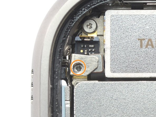 Apple Watch Ultra Battery Replacement, Remove the upper battery screws: crwdns2935265:017crwdnd2935265:02crwdnd2935265:02crwdne2935265:0