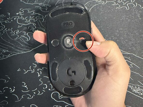 Logitech G Pro Wireless Mouse Side Button Switch Replacement: step 2, image 1 of 1