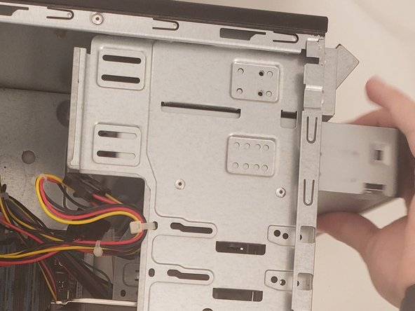 Asus CM1745 CD Drive Replacement: crwdns2935265:05crwdnd2935265:02crwdnd2935265:03crwdne2935265:0