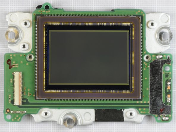 Nikon D600 Teardown: crwdns2935265:024crwdnd2935265:02crwdnd2935265:03crwdne2935265:0