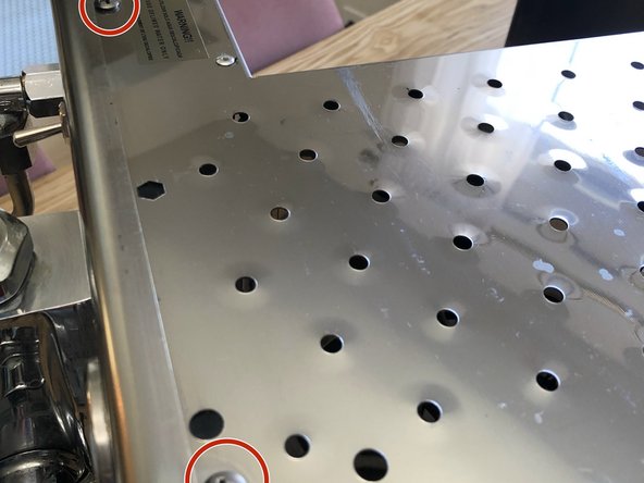 Expobar Office Lever Pressurestat Replacement, Remove the Divider: crwdns2935265:05crwdnd2935265:02crwdnd2935265:03crwdne2935265:0