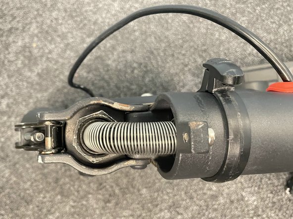 How to Stabilize the Stem of a Longwise ES06 E-Scooter: crwdns2935265:03crwdnd2935265:02crwdnd2935265:02crwdne2935265:0