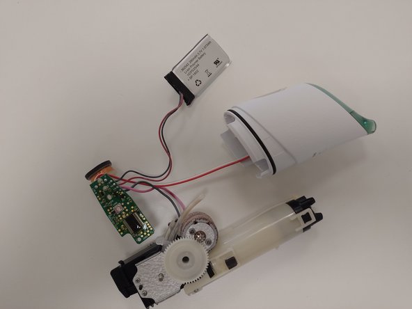 Philips HX8210/22 Sonicare Airfloss Microjet Teardown, Remove battery: crwdns2935265:05crwdnd2935265:02crwdnd2935265:03crwdne2935265:0