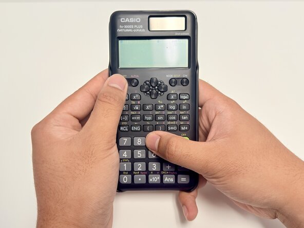 Casio fx-300ES Plus 2nd Edition Battery Replacement: 6 단계, 이미지 2개 중 2개