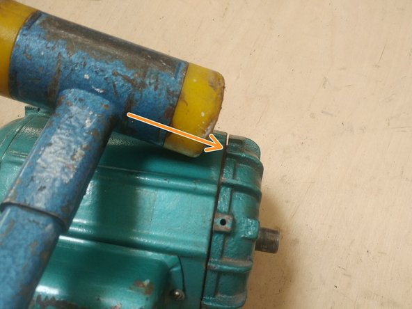 Kinzo 8E116 Motor Bearing Replacement, remove rotor: crwdns2935265:06crwdnd2935265:02crwdnd2935265:03crwdne2935265:0