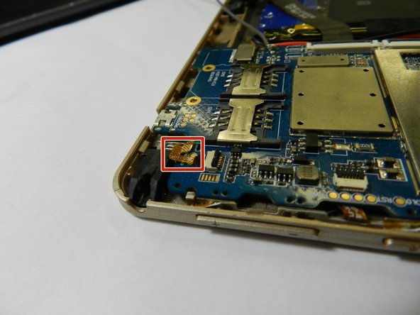 Plum Optimax 10 Headphone Jack Replacement, Headphone Jack: step 3, image 2 of 3