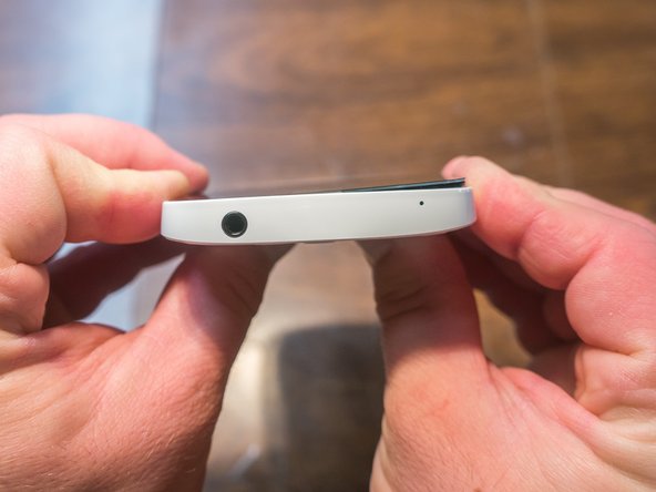 Nokia Lumia 822 Basic Disassembly: crwdns2935265:04crwdnd2935265:02crwdnd2935265:03crwdne2935265:0