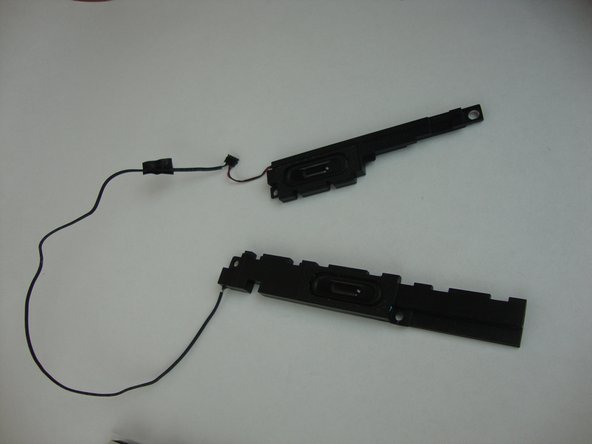 HP Pavilion x2 10-n113dx Speaker Replacement: crwdns2935265:08crwdnd2935265:03crwdnd2935265:03crwdne2935265:0