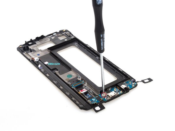 Samsung Galaxy Note5 Teardown: crwdns2935265:018crwdnd2935265:02crwdnd2935265:02crwdne2935265:0