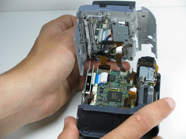 Panasonic PV-GS9 LCD panel replacement: crwdns2935265:012crwdnd2935265:02crwdnd2935265:03crwdne2935265:0