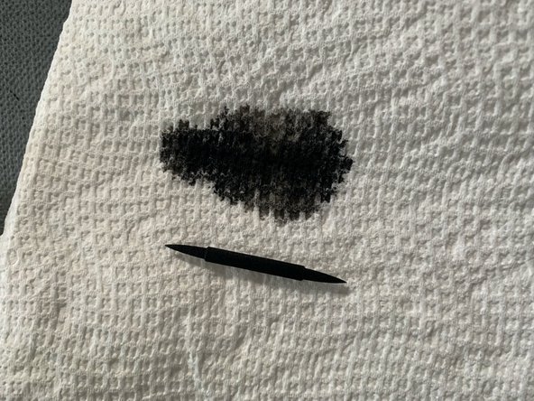 How to Rehydrate a Dried Eyeliner Pen: crwdns2935265:04crwdnd2935265:03crwdnd2935265:03crwdne2935265:0