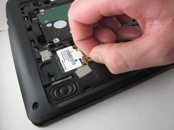 Acer Aspire One P1VE6 WLAN Card Replacement: crwdns2935265:04crwdnd2935265:02crwdnd2935265:02crwdne2935265:0