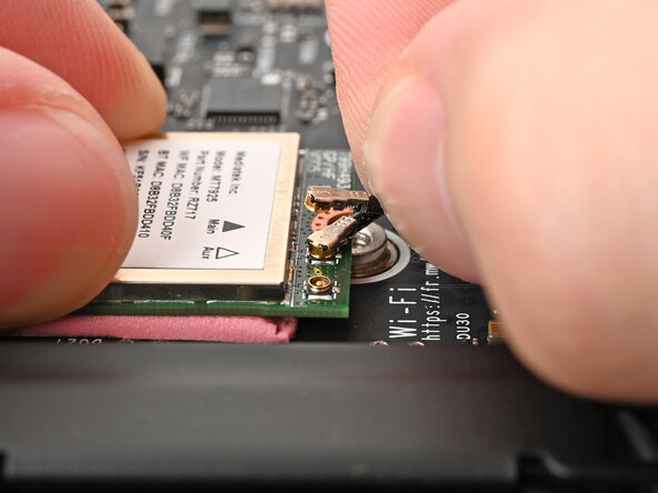 Framework Desktop Wi-Fi Module Replacement, Disconnect the Wi-Fi Module: Schritt 10, Bild 2 von 3