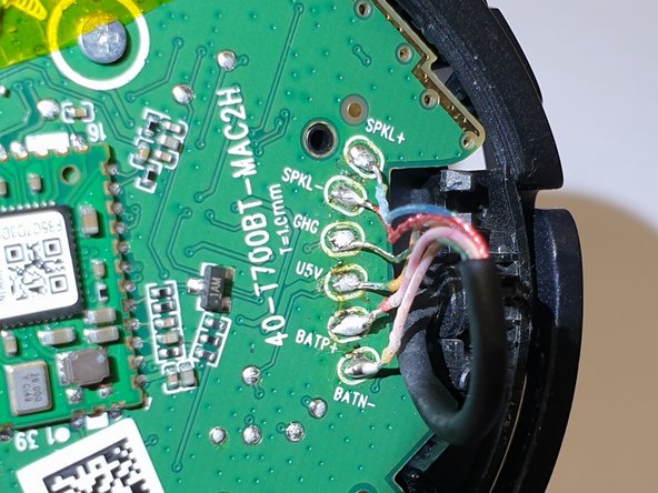 JBL Tune 700BT Teardown, right side - pcb: crwdns2935265:05crwdnd2935265:02crwdnd2935265:03crwdne2935265:0