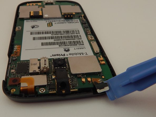 T-Mobile Huawei Prism U8651T Teardown, Remove Power Button Sensor Strip: crwdns2935265:06crwdnd2935265:03crwdnd2935265:03crwdne2935265:0