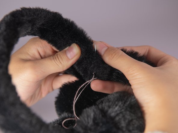 How To Fix Torn Winter Earmuffs: crwdns2935265:07crwdnd2935265:02crwdnd2935265:03crwdne2935265:0