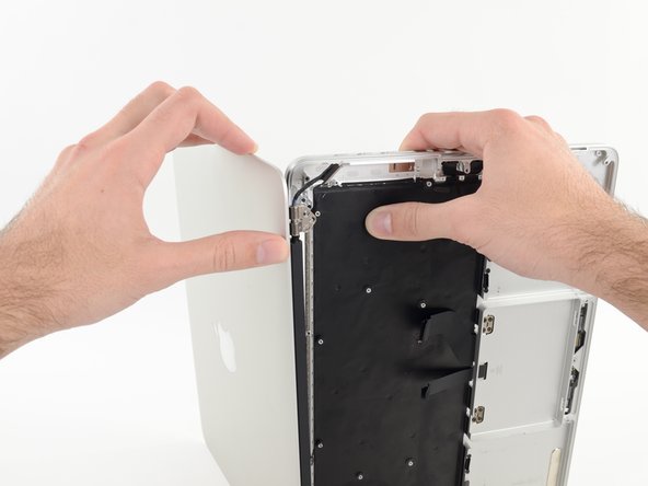 MacBook Pro 13" Retina Display Late 2012 Upper Case Replacement: crwdns2935265:058crwdnd2935265:02crwdnd2935265:03crwdne2935265:0