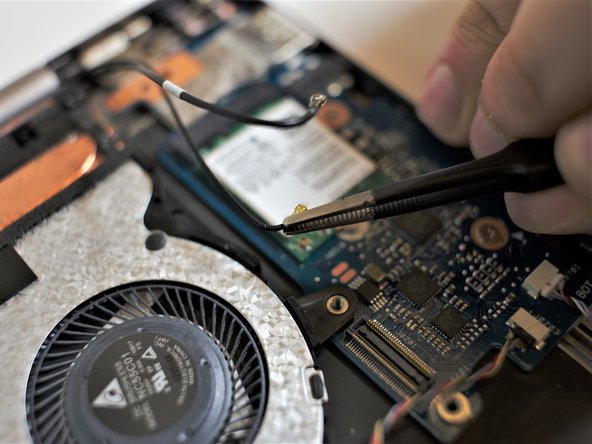 Asus ZenBook UX330U Wi-Fi Adapter Replacement, Wi-Fi Adapter: crwdns2935265:010crwdnd2935265:03crwdnd2935265:03crwdne2935265:0