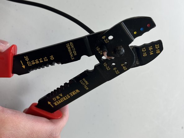 How to Repair a Squareplug Patch Cable with SP400 Plugs: crwdns2935265:04crwdnd2935265:02crwdnd2935265:02crwdne2935265:0