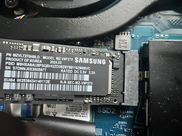 ROG Strix G16 (G614J) M.2 SSD Replacement, Inserting the M.2: crwdns2935265:06crwdnd2935265:02crwdnd2935265:03crwdne2935265:0