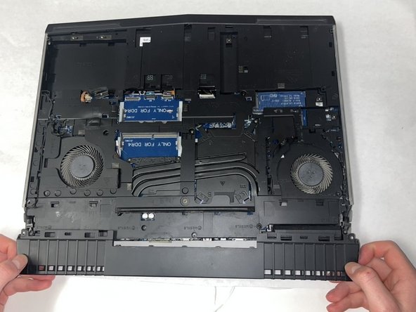 Dell Alienware 15 R3 Speakers Replacement: crwdns2935265:04crwdnd2935265:03crwdnd2935265:03crwdne2935265:0
