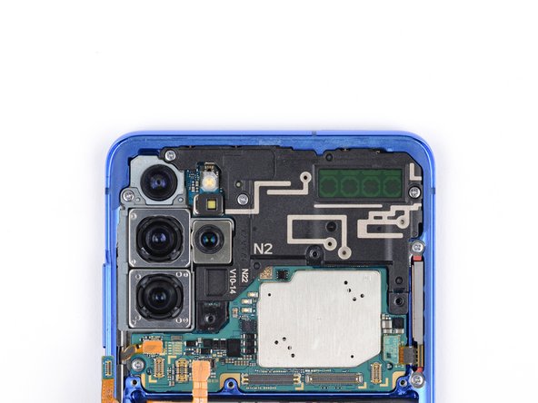 Samsung Galaxy S20+ Screen and Battery Assembly Replacement, Unfasten the upper midframe: crwdns2935265:035crwdnd2935265:02crwdnd2935265:02crwdne2935265:0