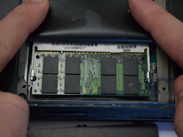 Sony Vaio VGN-SR140E RAM Replacement: crwdns2935265:05crwdnd2935265:02crwdnd2935265:02crwdne2935265:0