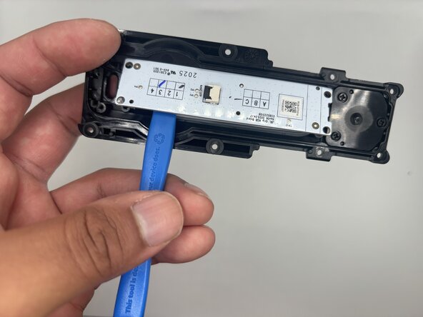 JBL Grip LED Board Replacement: step 6, image 1 of 3