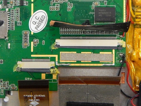 Disassembling Arnova 7K G3 Logic Board Ribbon Connectors: crwdns2935265:06crwdnd2935265:03crwdnd2935265:03crwdne2935265:0