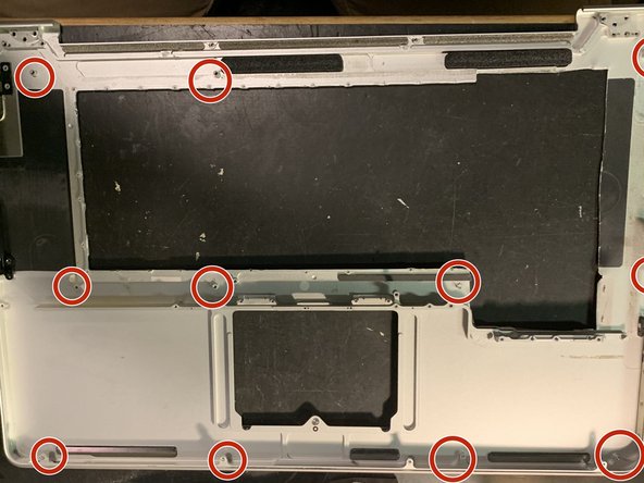 MacBook Pro Screen Conversion, Joining the two main body pieces: crwdns2935265:05crwdnd2935265:03crwdnd2935265:03crwdne2935265:0