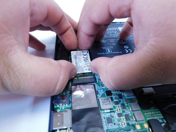 Lenovo IdeaPad Flex 5 Chrome 13ITL6 SSD Replacement: crwdns2935265:03crwdnd2935265:03crwdnd2935265:03crwdne2935265:0