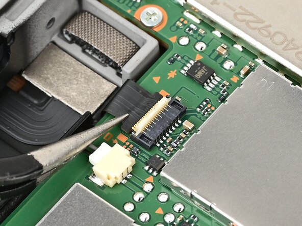 Nintendo Switch 2 Right Joy-Con 2 Connector Replacement, Connect the right Joy-Con 2 connector: crwdns2935265:045crwdnd2935265:02crwdnd2935265:03crwdne2935265:0